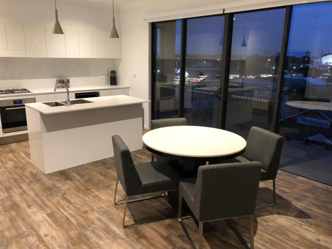 Nouveau On Young Newcastle Extérieur photo